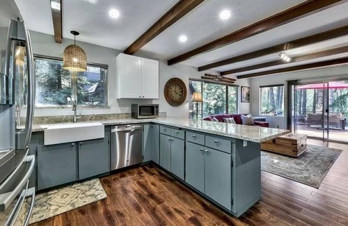 Plumas Eureka Estates Cabina | NEW Modern Cozy Cabin w/ Spectacular Deck