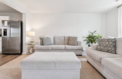 Berea Casa | NEW! Modern DownTown Retreat Near Swamp Rabbit Trail