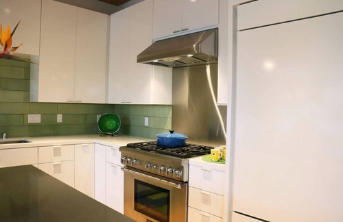 Snail Casa | Nueva y moderna casa de lujo en Silicon Valley