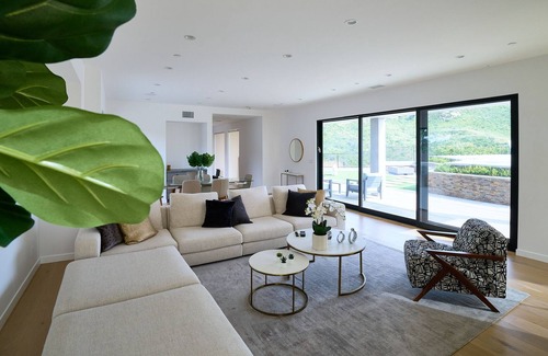 Malibu Casa | New Modern Malibu Home