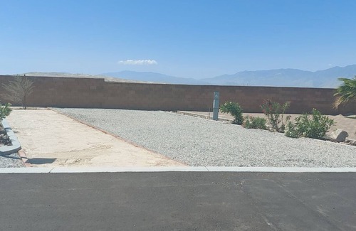 Desert Hot Springs Alquiler De RV | New Modern RV Resort with Mountain Views Site 61