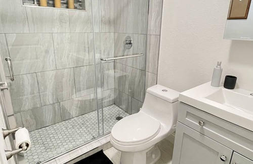 Evergreen Casa | New! Modern Stay in the Heart of Silicon Valley
