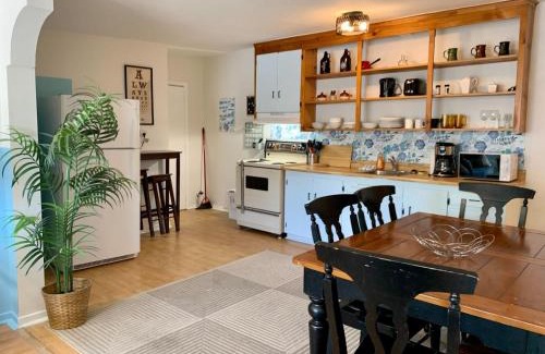 North End Apartamento | NEW! Modern & Stylish Perfect for Families and Groups, #4