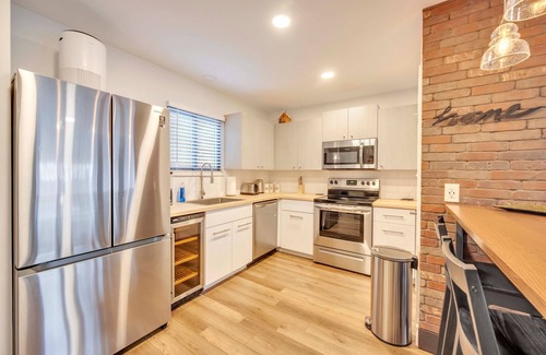 Village at Camelback Casa | NEW & Modern townhouse, Pool, Camelback Area, Grill, A/C