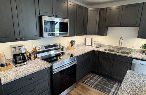 Kalispell Apartamento | NEW: Mountain Haus, cute, comfortable.