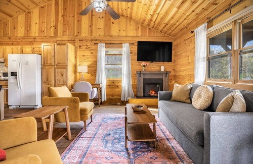 Stanley Cabina | New/MountainViews/Rustic/HotTub