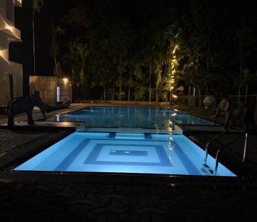Dambulla Hotel | New Nadeesha Hotel