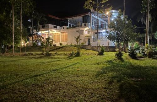 Dambulla Hotel | New Nadeesha Hotel