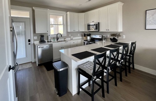 La Follette Cabaña | NEW! NORRIS LAKE COTTAGE AT DEERFIELD RESORT BOAT SLIP INCLUDED SLEEPS 6