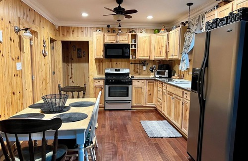 Watersmeet Cabina | NEW: Northwoods Lakeside Retreat-Lac Vieux Desert
