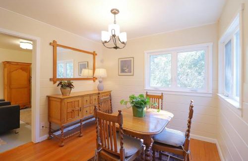 Bennett Valley Casa | NEW Oak-Encircled Serenity HotTub BBQ HWY12 & 101