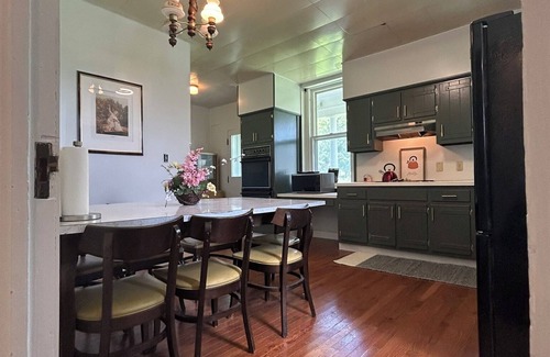LaVale Casa | NEW ON VRBO Mountain view Grand 6BR 3BA Large Home in LaVale, 15min to Rocky Gap