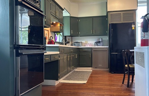 LaVale Casa | NEW ON VRBO Mountain view Grand 6BR 3BA Large Home in LaVale, 15min to Rocky Gap