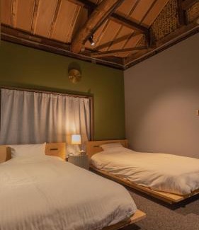 Higashi-ku Casa | NEW OPEN ！1日1組限定、海すぐの一軒家を完全貸切別荘！島の自然を五感で味わえる体験型ホテル