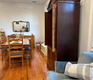 Chalmette Apartamento | New Orleans Cottage 2 Bed 1 Bath Carseat Included