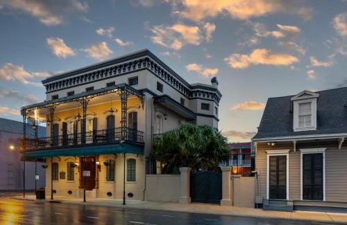 New Orleans Hotel | New Orleans Courtyard Hotel by the French Quarter