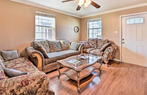 Esplanade Ridge Casa | New Orleans Home ~ 2 Mi to Bourbon Street!