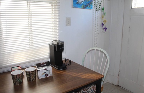 West Riverside Casa | New Orleans House in Uptown Two Blocks to Magazine St.