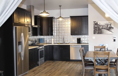 Jackson Apartamento | NUEVO alojamiento durante la noche en Main St. Jackson