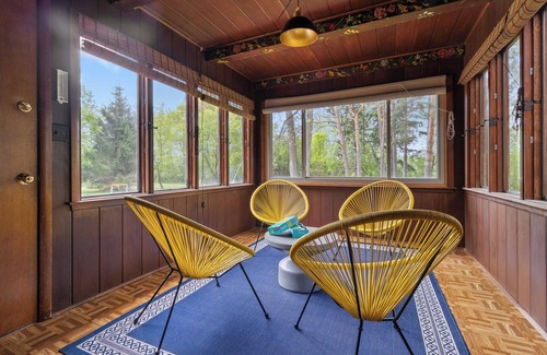 Wausau Cabaña | NEW OWNER SPECIAL>Cottage on 6th