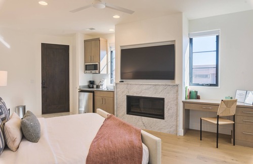 Ivins Casa | *New Owner Special* - Modern Luxury Casita