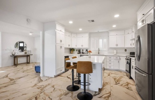 Enterprise Casa | New! Party House w/Pool & BBQ,Near Airport & Strip