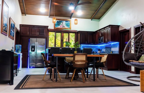 Pavones Casa | New Pavones Beach Resort, Yoga Deck, Pickleball Court, Pool, Gym, & Ice Plunge