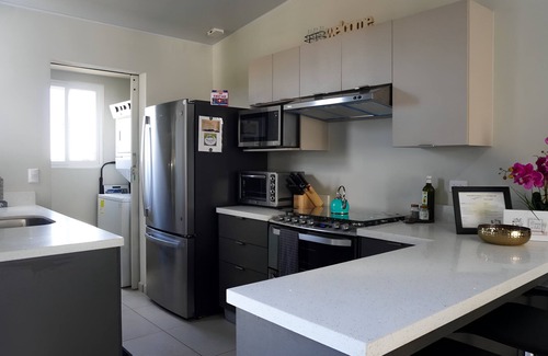 Zaragoza Casa | New, Peaceful Bonavista Home!