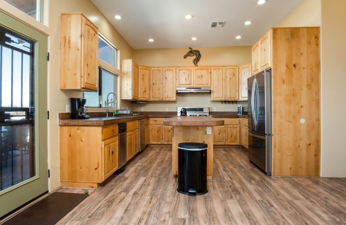 Cottonwood-Verde Village Villa | 7J Ranch: Red Rock Views, piscina y spa