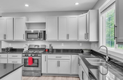 South Bend Casa | NEW! Pet-Friendly Getaway with Golf & Private Patio Retreat