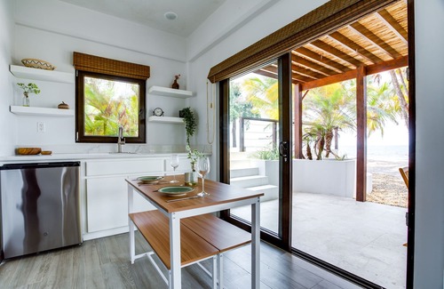 Placentia Villa | New-Photo Perfect-Beachfront Home-Infinity Pool