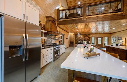 Broken Bow Cabina | NEW! Pickleball Mini Golf Bowling 5 Masters Sleep 31 Hot Tub Firepit