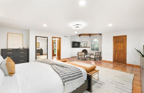 Pinnacle Paradise Casa | NEW Pinnacle Peak 3 Acre Desert Estate