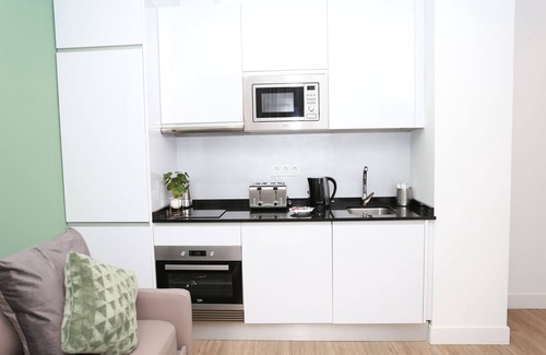 Sol Apartamento | New Point Madrid Opera