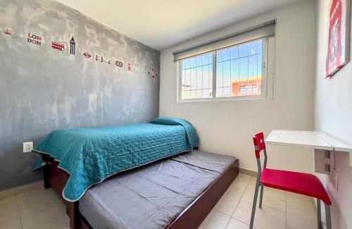 León Apartamento | NEW Poliforum 2BR Modern Apartment
