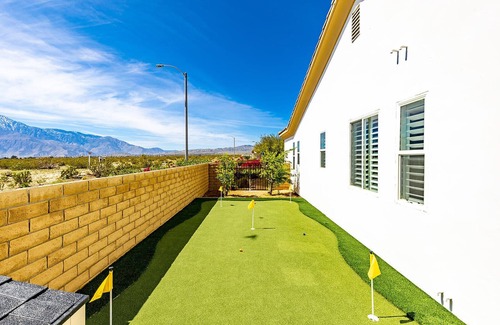 Desert Hot Springs Casa | NEW: Pool, Spa, Tiki Bar, Mini Golf, Firepit, Desert Views