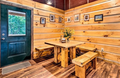 Elmdale Cabina | ¡NUEVO! ¡Cabaña privada del condado de Chase en Middle Creek!