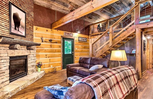 Elmdale Cabina | ¡NUEVO! ¡Cabaña privada del condado de Chase en Middle Creek!