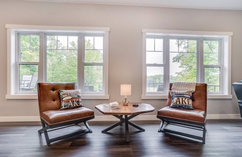 Brill Casa | NEW private home on Red Cedar Lake