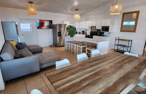 Puerto Real Casa | ¡Espectacular casa con piscina hasta 21 al lado del BioBay y playas! Vieques!