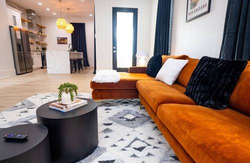 Tulane - Gravier Casa | New Property 5bedroom 3bathroom Near the French Quarter, Caesars Superdome
