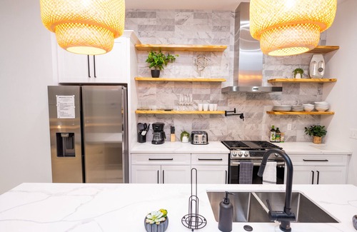 Tulane - Gravier Casa | New Property 5bedroom 3bathroom Near the French Quarter, Caesars Superdome