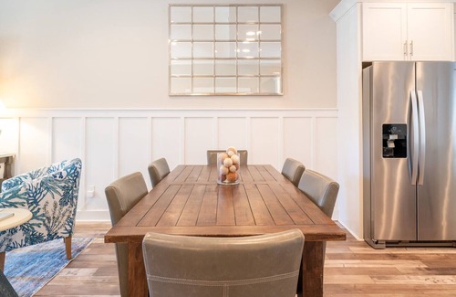 St. James Casa | NEW Property- Pet Friendly Private Home with Fenced Yard-20% off through 8/16