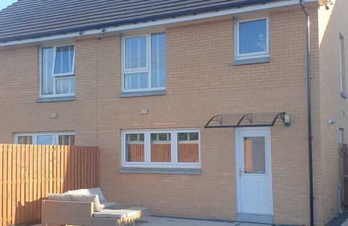 East End Casa | NEW property / quiet area / FREE parking / private garden