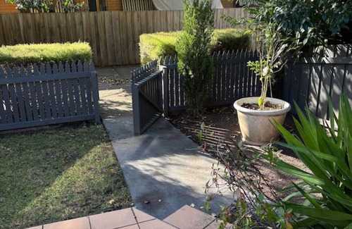 Highton Apartamento | New Property Special-100m Highton Village - $150/n