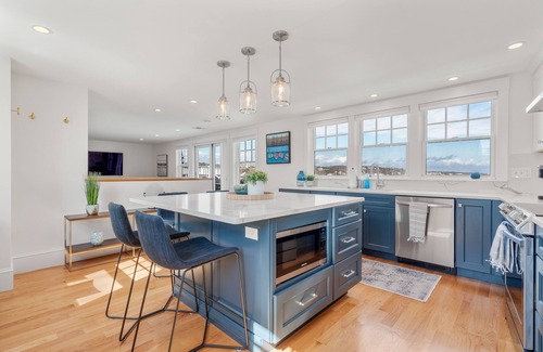Rockport Apartamento | NEW Rare Waterfront Luxury Penthouse Bearskin Neck