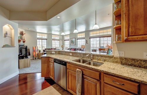 Downtown Leavenworth Condominio | NEW - Raven's Nest - DT Leavenworth