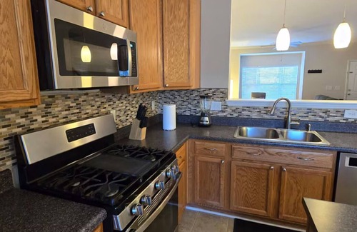 North Raleigh Apartamento | NEW! Ready for Families and Business Travelers