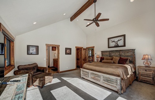 Sunny Slope Cabina | New Red Mtn Lodge - Minutes from Downtown Breck