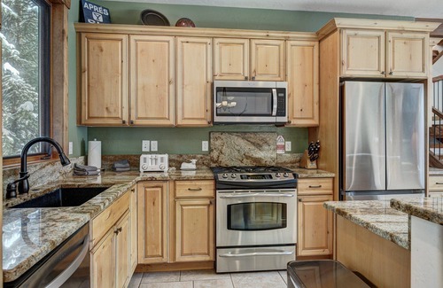 Sunny Slope Cabina | New Red Mtn Lodge - Minutes from Downtown Breck